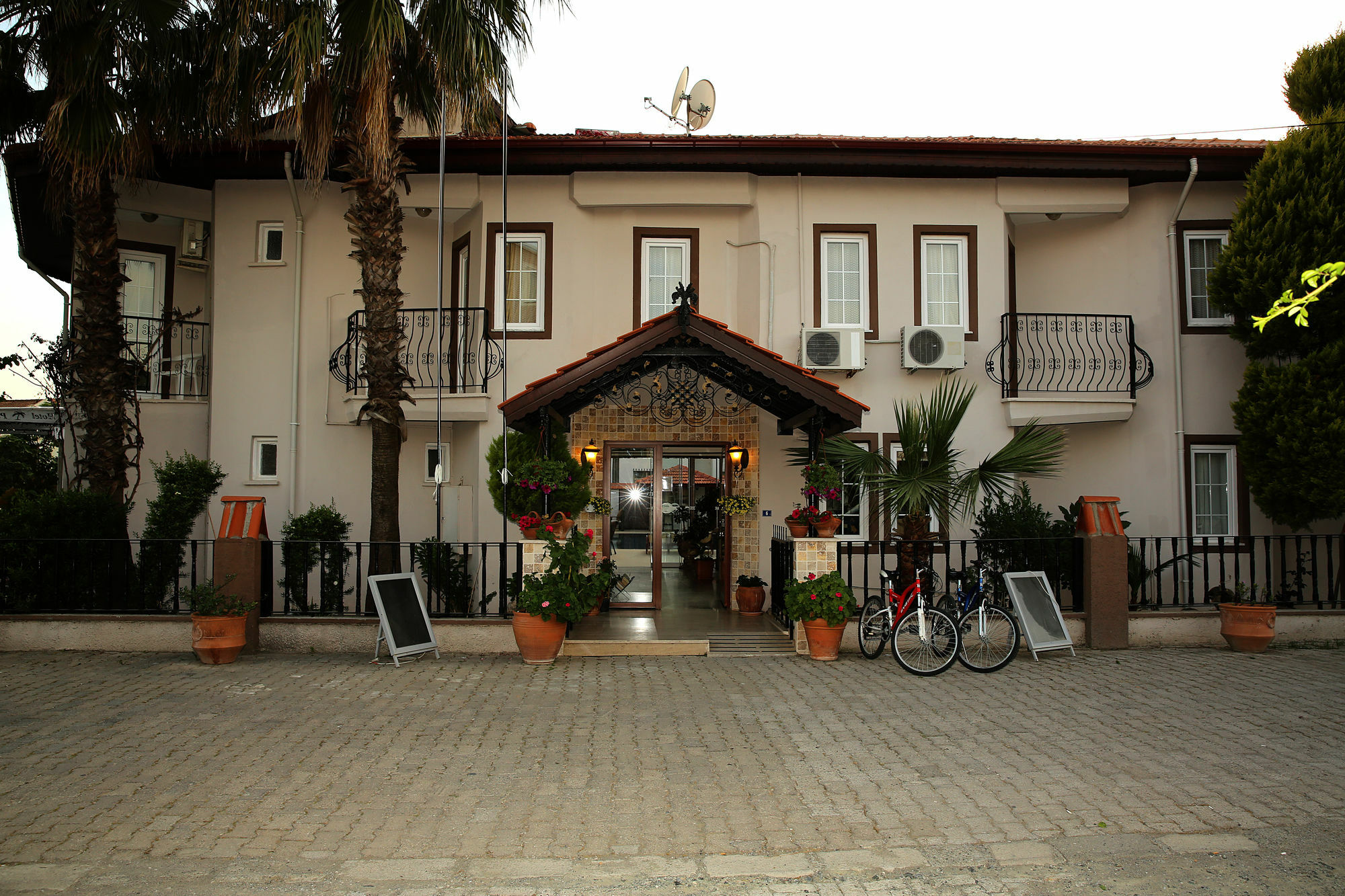 Eon Dalyan Boutique Hotel Экстерьер фото